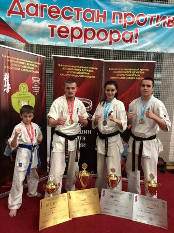 ЧЕМПИОН ИЗ ШКОЛЫ №35 ЧЕМПИОН ИЗ ШКОЛЫ №35