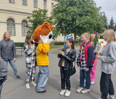 День защиты детей в лагере "В.О!" День защиты детей в лагере "В.О!"